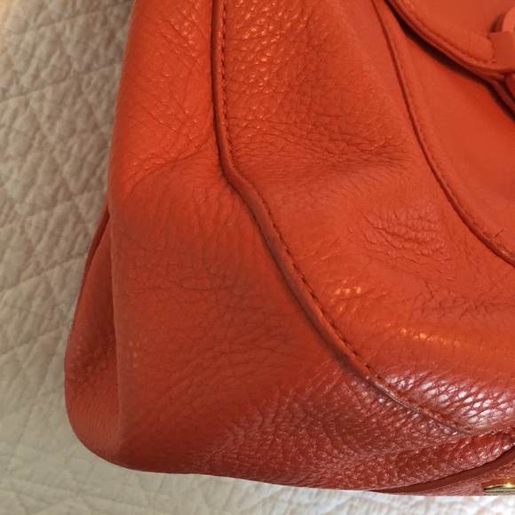 Tory Burch Amanda Hobo Leather Bag in Blood Orange - Picture 4 of 8